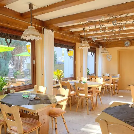 Rammersweier Hof Отель 3*