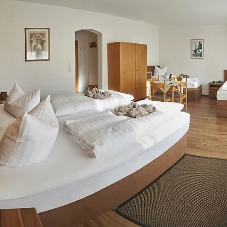 Rammersweier Hof Отель